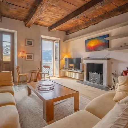 Julia's Nella Piazza Principale Apartment