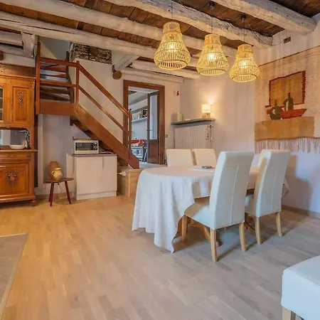 Julia's Nella Piazza Principale Apartment Orta San Giulio