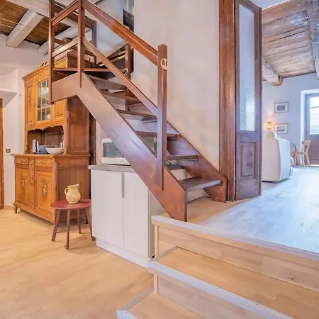 Apartment Julia's Nella Piazza Principale Orta San Giulio