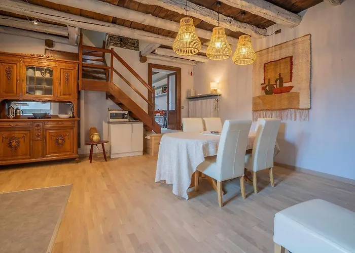 Apartment Julia's Nella Piazza Principale Orta San Giulio