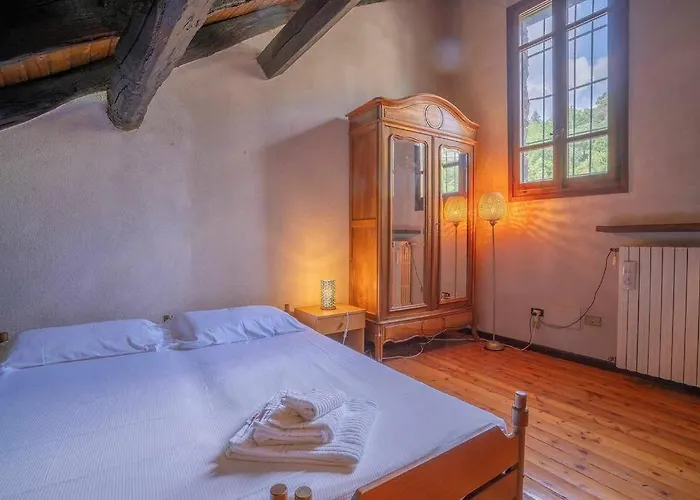 Julia's Nella Piazza Principale Orta San Giulio