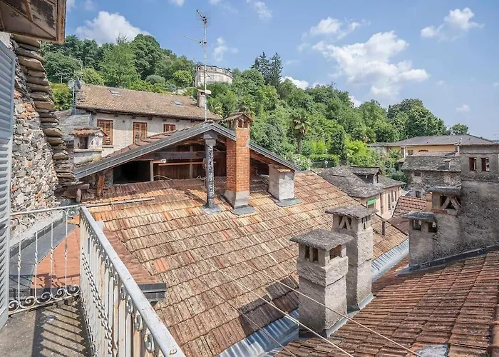 Julia's Nella Piazza Principale